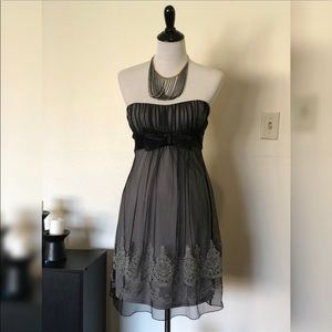 Gorgeous Lace Dress w/ Grey Slip